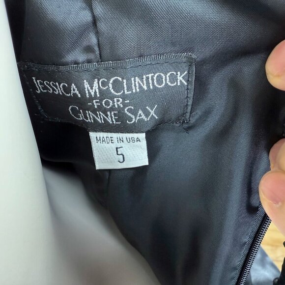 JESSICA MCCLINTOCK GUNNE SAX Puffy Waist 80s Strapless Satin Mini Black Dress  5 - Picture 7 of 14